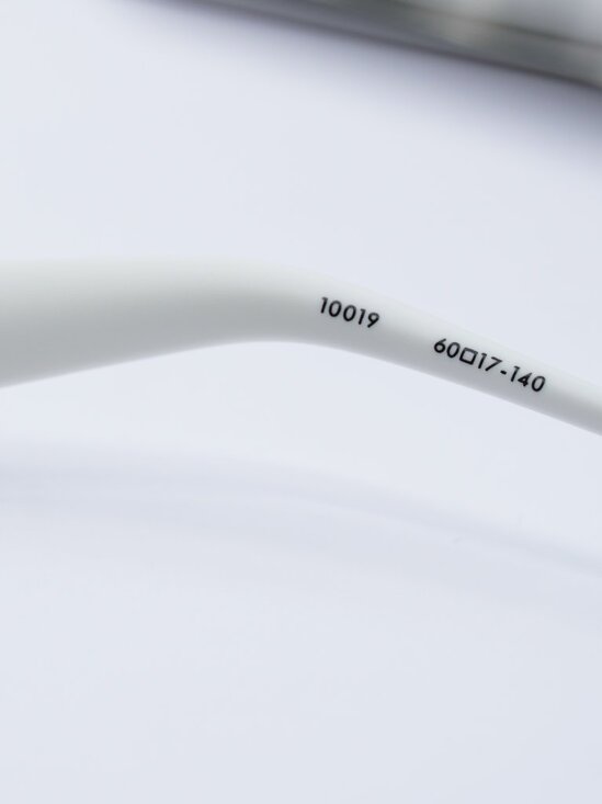 Jacquemus BAMBINO METAL JAC/68 C3 Cat Eye Sunglasses - Silver/Grey - Picture 9 of 12